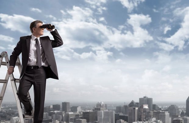 Bất động sản sẽ 'ấm' dần từ nửa sau 2023, nhà đầu tư chuẩn bị sẵn tiền để đón 'cơn sóng' phục hồi